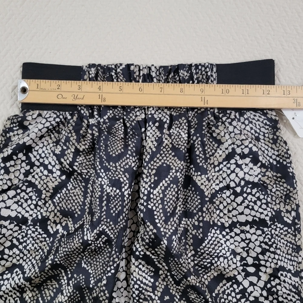 NEW INC International Concepts Snakeskin Print Silk Skirt Size 2P Petite